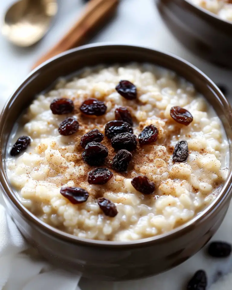 Slow Cooker Cinnamon Raisin Rice Pudding