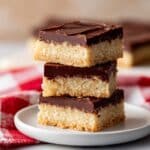No Bake Chocolate Peanut Butter Bars Recipe