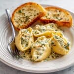 Stuffed Shells with Chicken and Alfredo Sauce Recipe