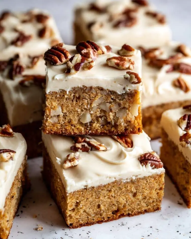 Maple Pecan Blondies Recipe